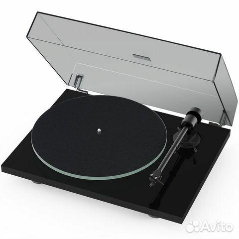 Pro-Ject T1 Phono SB (OM 5E) Piano Black