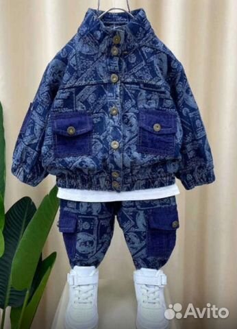 Джинсовый костюм на мальчика