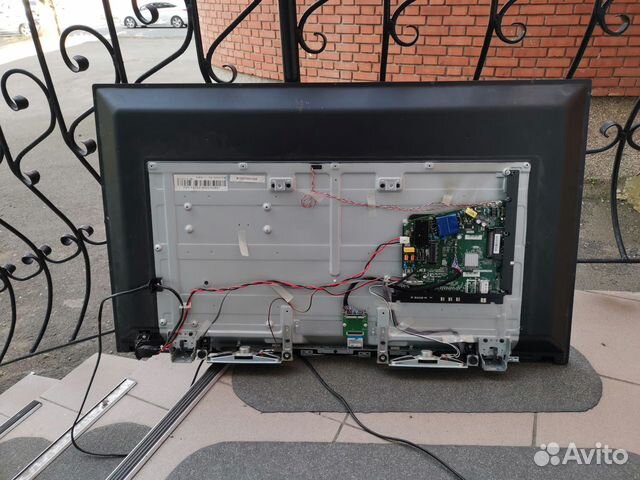 Телевизор Dexp F40C7100K (Разбор)(По запчастям)