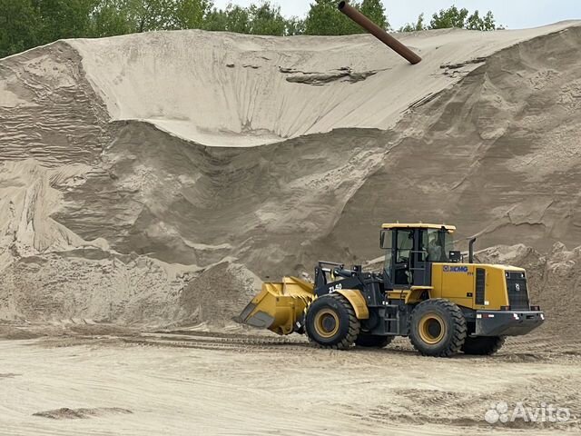 Водитель самосвала