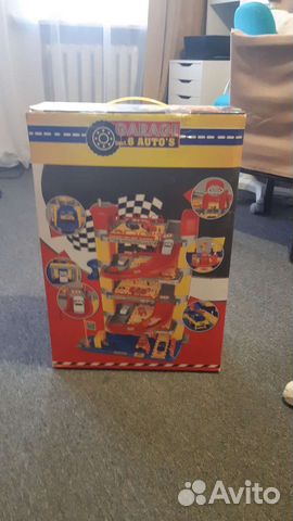 Парковка гараж 4 уровня, лифт