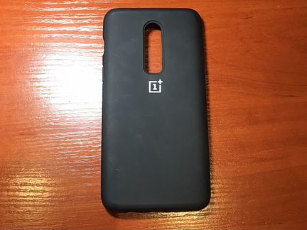 Чехол на One plus 6