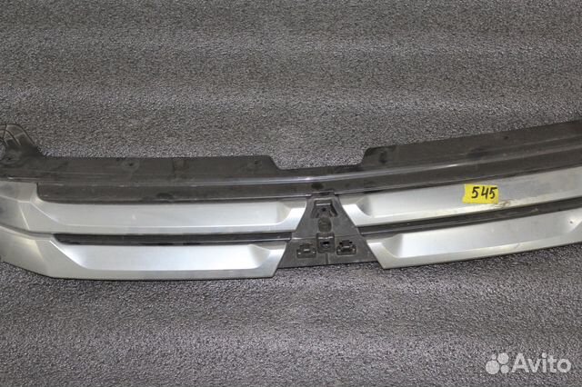 Решетка радиатора mitsubishi outlander (2012)