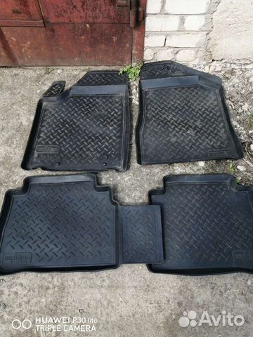 Автомобильные коврики бу резиновые