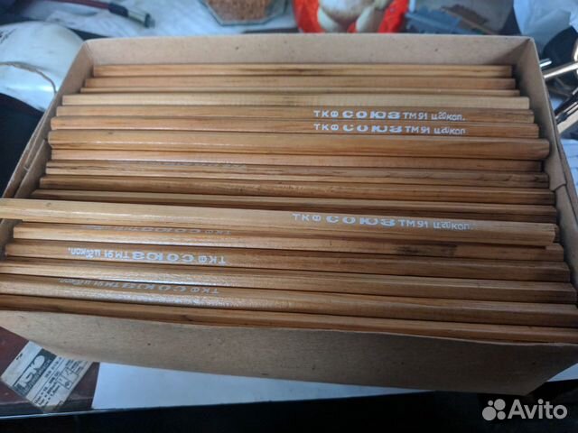 Карандаши простые