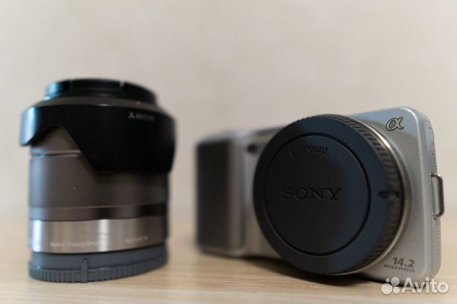Камера Sony NEX3 с объективом SEL-1855