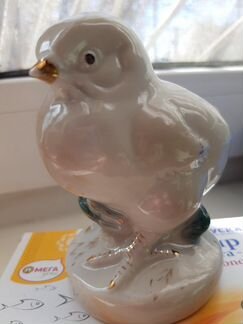 Статуэтка фарфоровая старая гжель Цыпленок