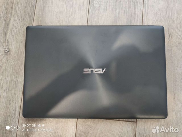 Ноутбук asus