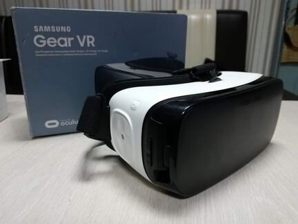 Очки виртуальной реальности samsung Gear VR (R322)