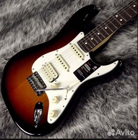 Электрогитара Fender Stratocaster USA + Аксессуары