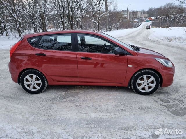 Hyundai Solaris 1.4 AT, 2013, 100 700 км