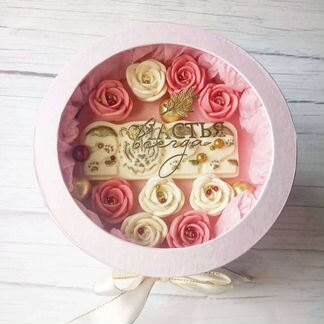 Сладкий подарок на день рождения из шоколада