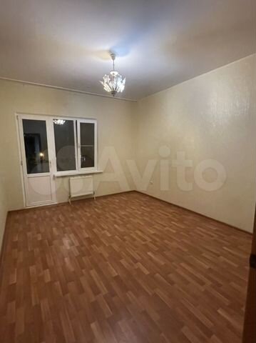 3-к. квартира, 85 м², 3/6 эт.