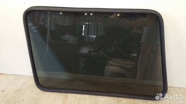 Стекло кузовное боковое правое Mercedes-Benz G463