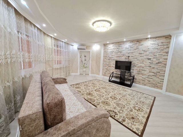 3-к. квартира, 109,8 м², 6/13 эт.