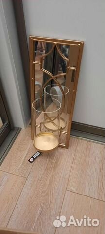 Зеркало с подсвечником