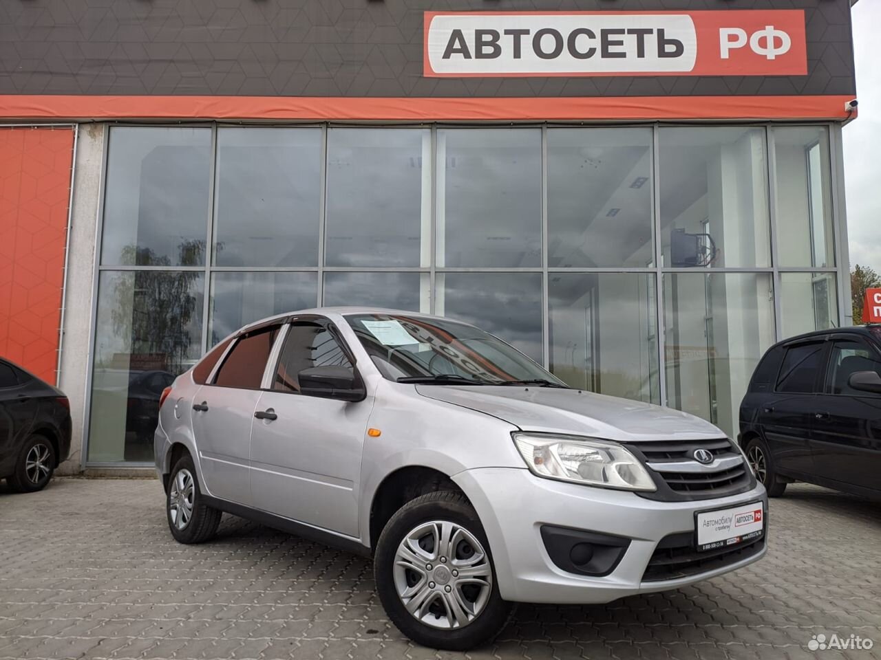 Авито набережные челны авто. Lada (ВАЗ) Granta 2017. Лада Гранта 2017. Lada Granta седан. Лада Гранта 2021 года седан белая.