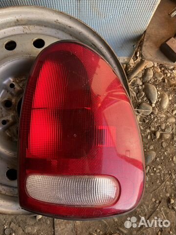 Фонарь додж караван