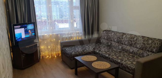 2-к. квартира, 57 м², 4/9 эт.