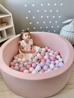 Бассейн с шариками