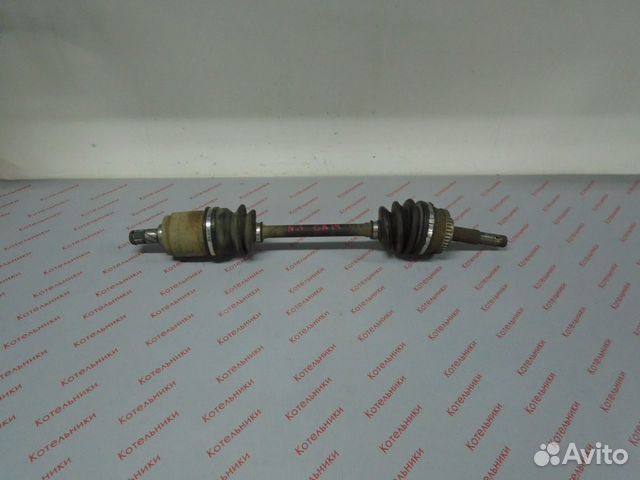 Nissan 39101-0M010 Вал приводной левый