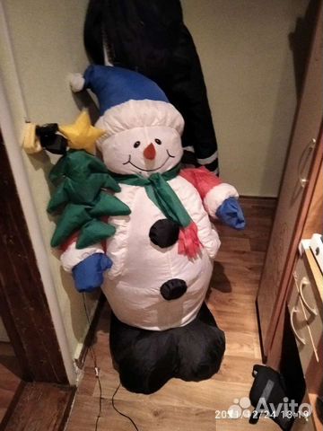 Надувной снеговик