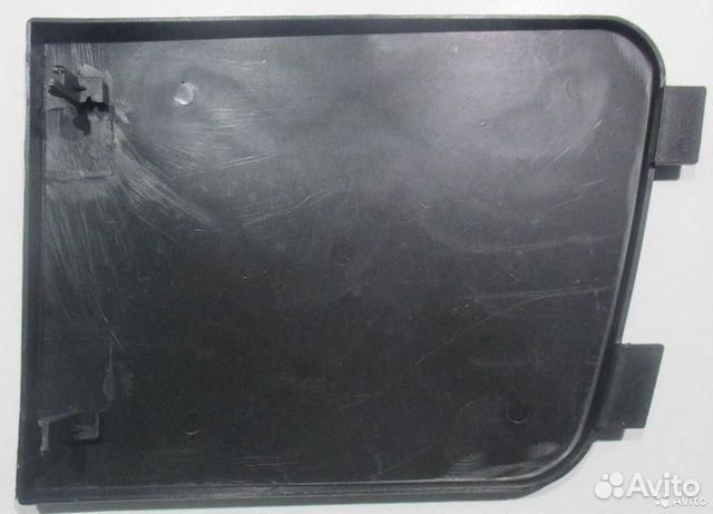 Заглушка решетки радиатора volvo