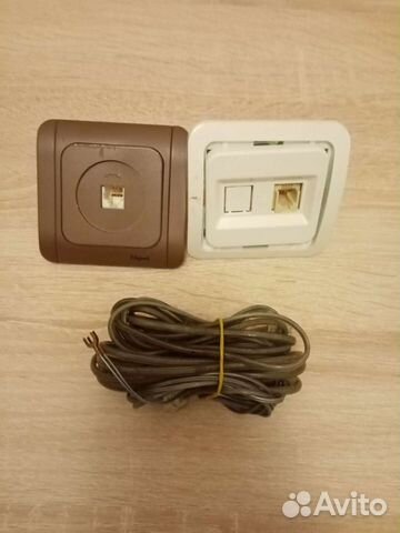 Розетка и кабель для стационарного телефона