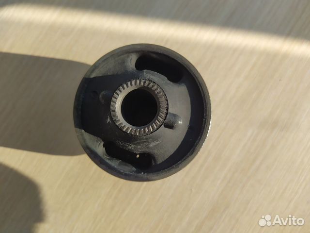 Сайлентблок зад пер рычага Лексус