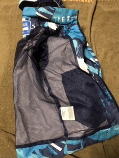 Легкая курточка