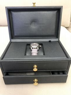 Часы Ulysse Nardine