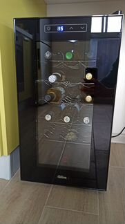 Винный шкаф Qilive новый на 18 бутылок