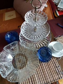 Хрустальные блюдо,3-х ярусная фруктовница.Салатник