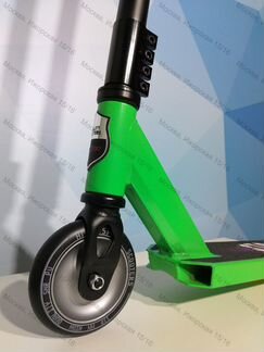 Трюковой самокат Explore Street Pro Green, новый