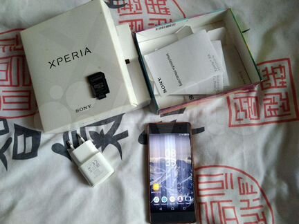 Sony Xperia XA f113 полный комплект