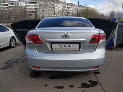 Toyota Avensis 1.8 МТ, 2009, 180 200 км