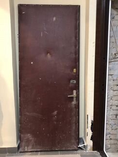 Дверь входная железная