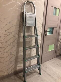 Стремянка лестница новая