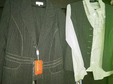 Брючный костюм четвёрка 54