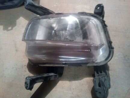 Противотуманка правая Киа Рио 15г