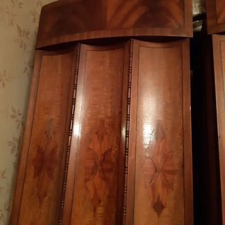 Гардероб старинный