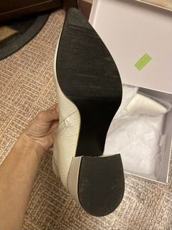 Полусапожки белые