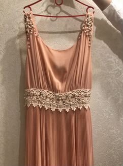 Вечернее длинное платье