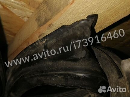 Уплотнитель двери Мерседес W140