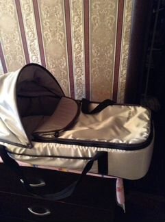 Переноска для младенца и Пакеты вещей все по 5000