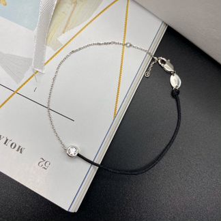 Красная нить браслет Cartier