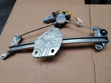 Стеклоподъемник Toyota Corolla Levin / Sprinter