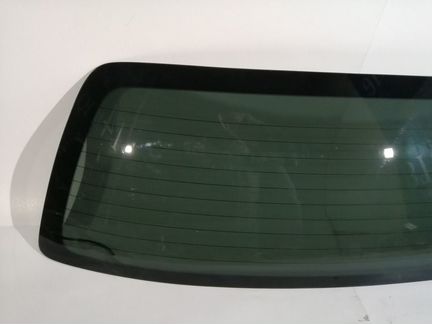 Toyota Highlander 1 U20 2001-2007 стекло заднее