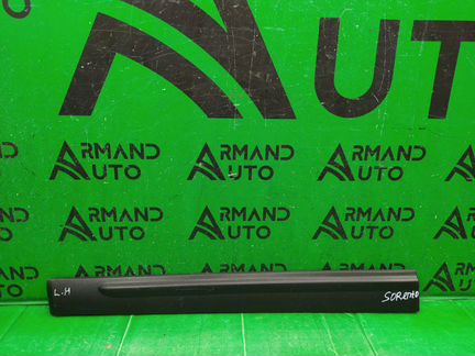 Накладка двери передняя левая Kia Sorento 2 2009