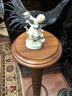 Колонна старинная Бельгия